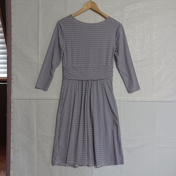 Lands' End Size XS Twist Front Knit Dress 3/4 Sleeve Geometric Print Pockets NEW - Picture 2 of 10
